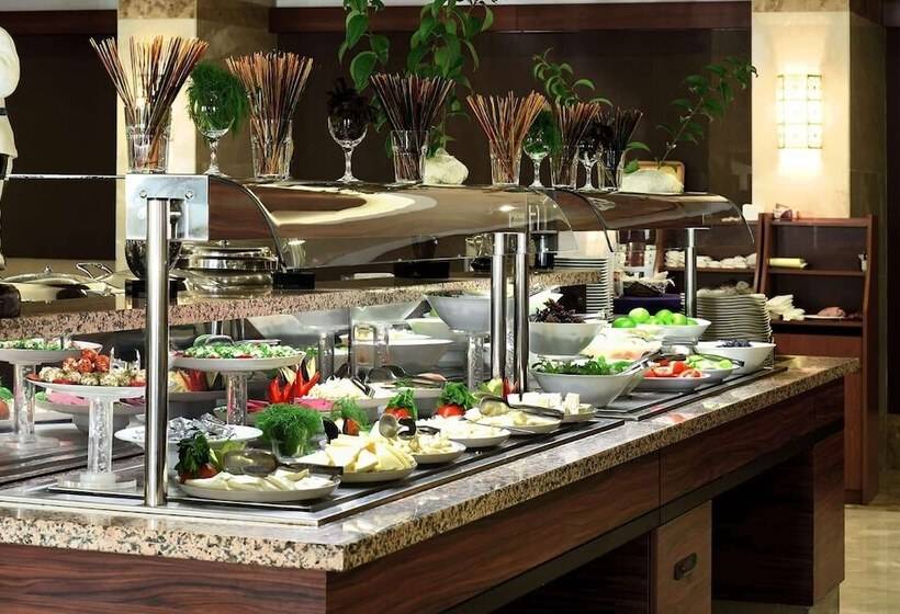 בית מלון כפרי Ramada Plaza Altin Kayisi