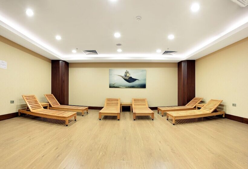 בית מלון כפרי Ramada Plaza Altin Kayisi