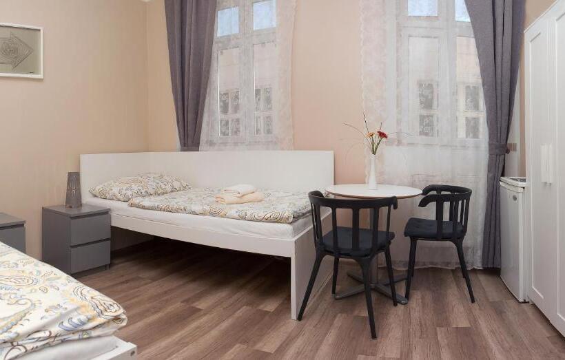 בית מלון כפרי Richmond Teplice