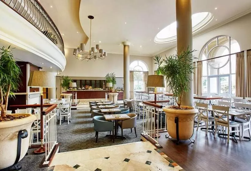 Отель Stayeasy Century City