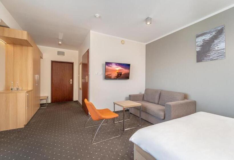 בית מלון כפרי Vestina Wellness & Spa