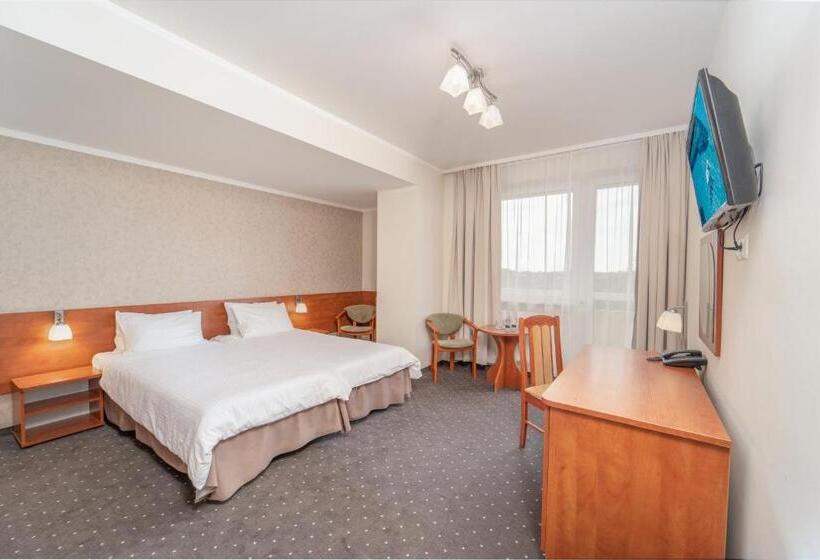 בית מלון כפרי Vestina Wellness & Spa