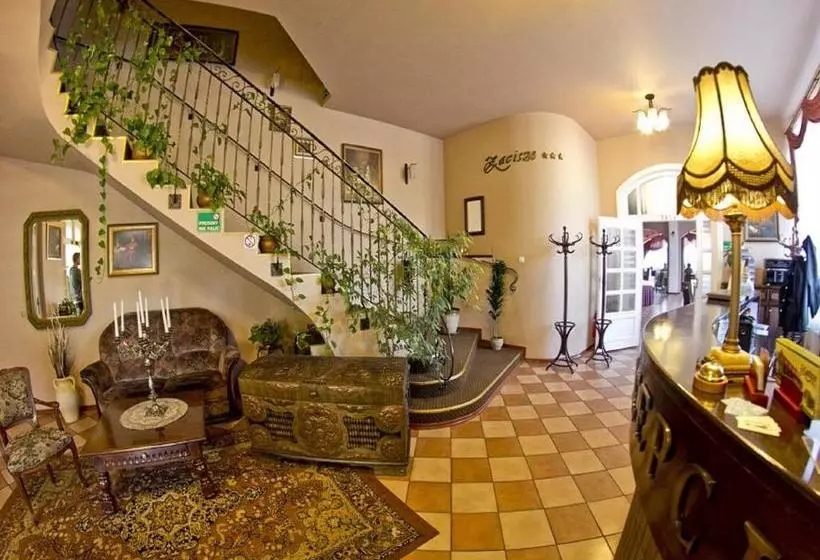 Отель Pensjonat Zacisze