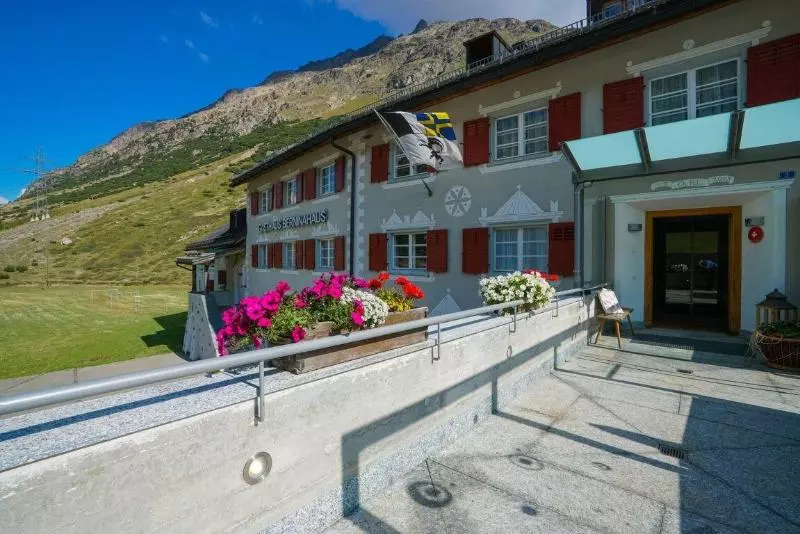 بنسيون Gasthaus & Hotel Berninahaus