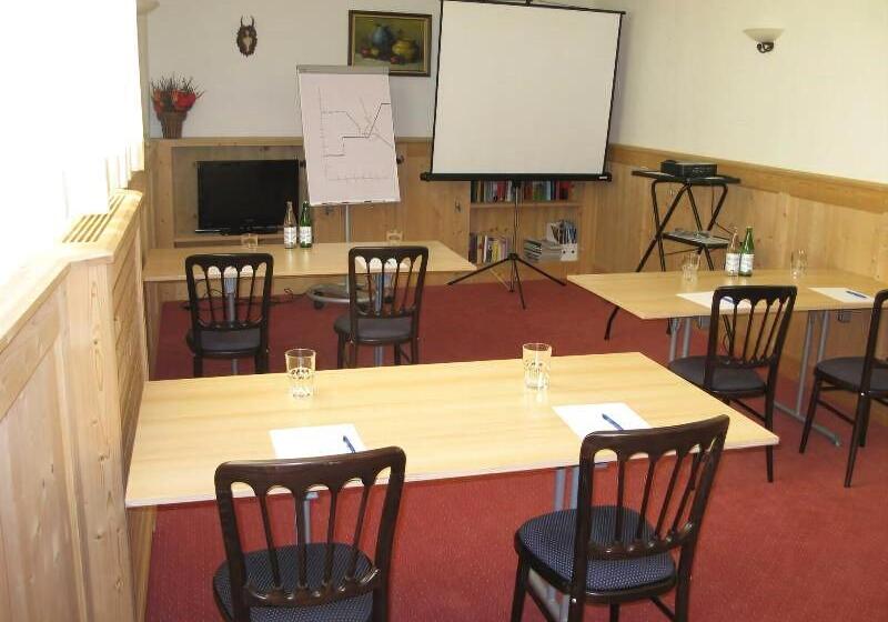 ペンション Gasthaus & Hotel Berninahaus