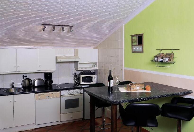 膳宿费 Orange Ville Lodge & Guesthouse