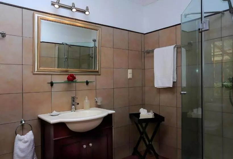 膳宿费 Orange Ville Lodge & Guesthouse