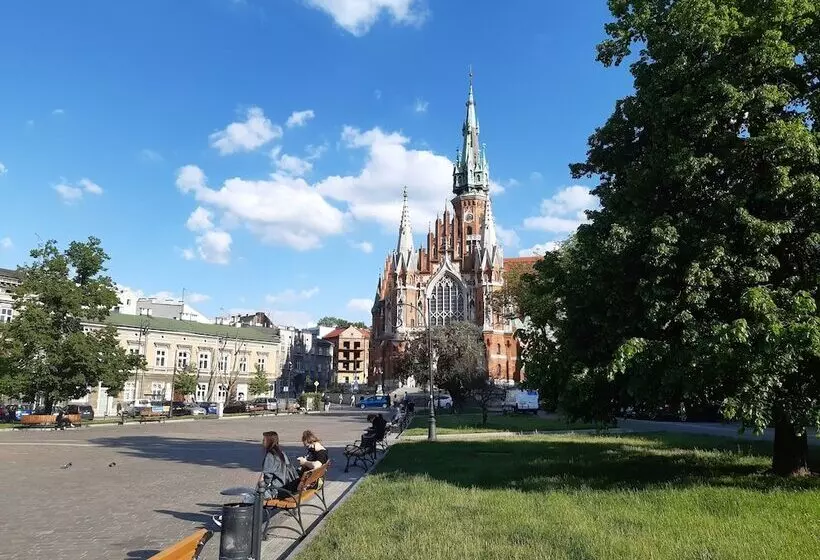 Panzió Korona Guest Rooms