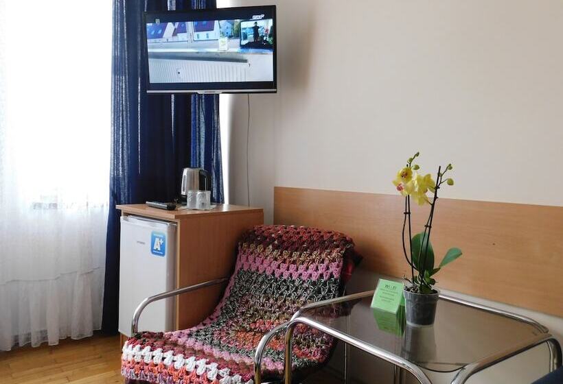 פנסיון Korona Guest Rooms