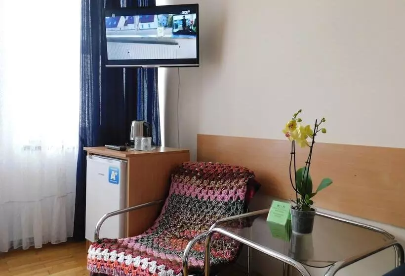 Panzió Korona Guest Rooms