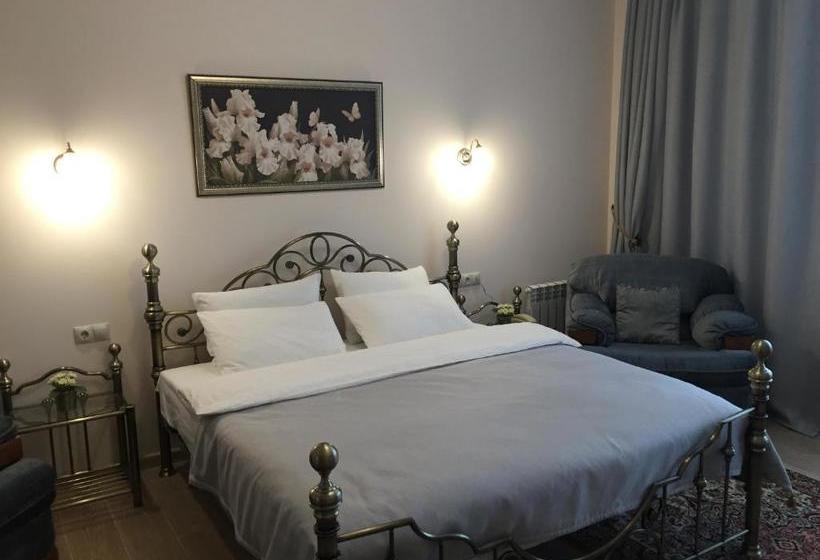 Strigino Hotel Complex