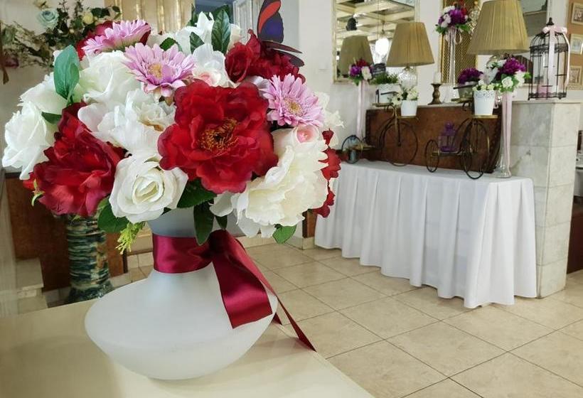 Strigino Hotel Complex