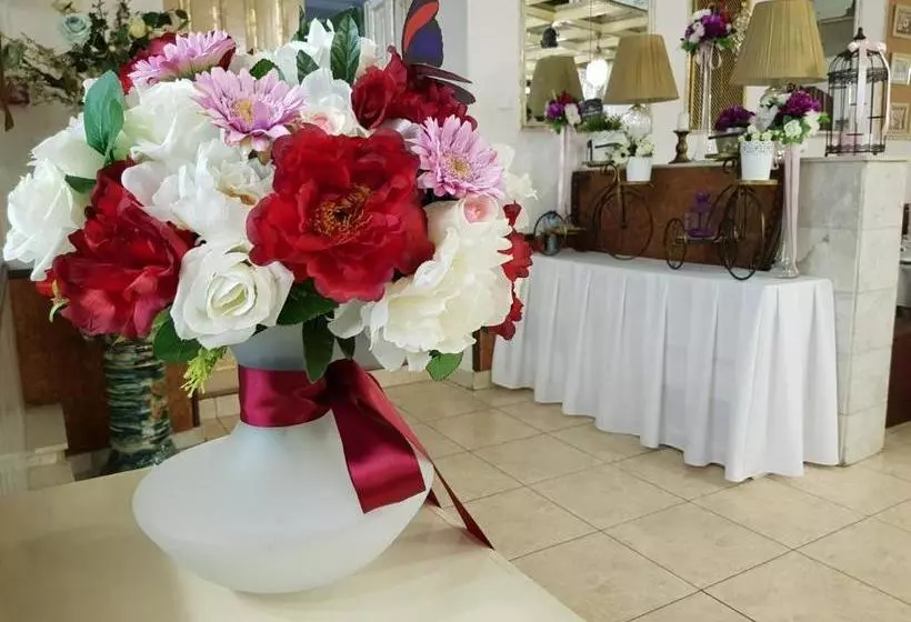 Strigino Hotel Complex