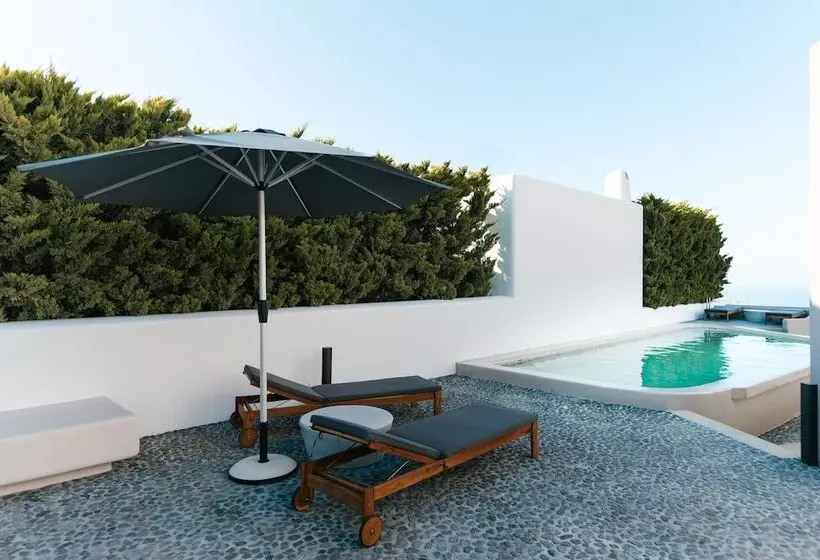 هتل Elements Cozy Suites