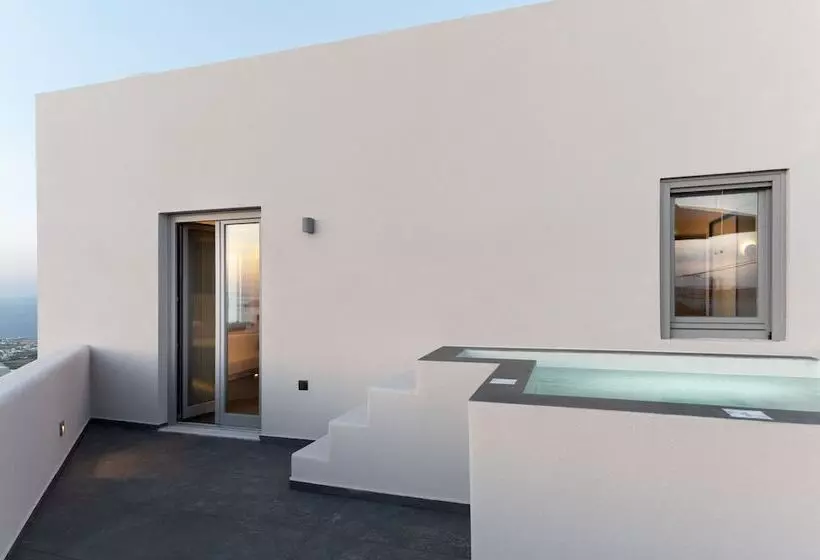 هتل Elements Cozy Suites