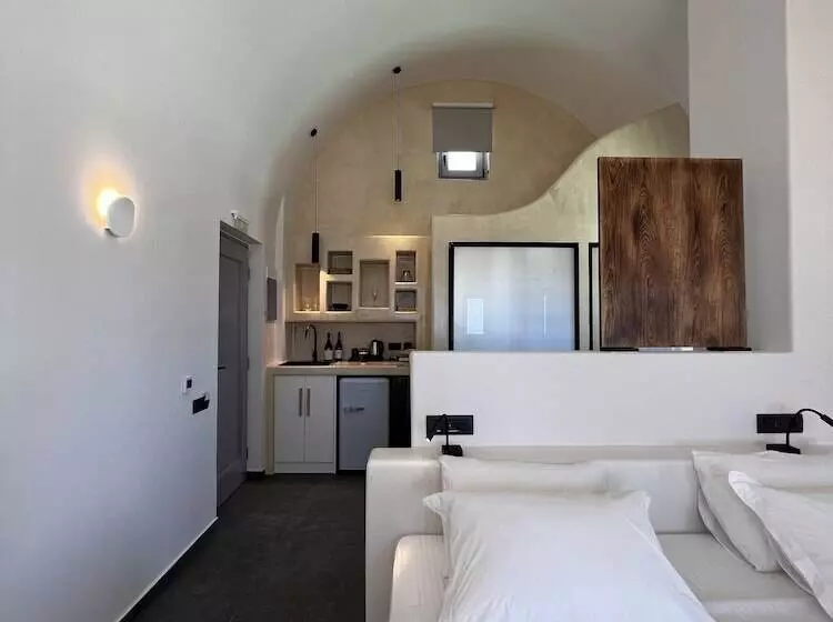 هتل Elements Cozy Suites