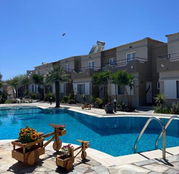 هتل Secret Garden