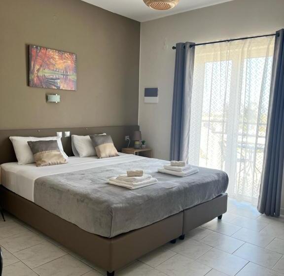 هتل Secret Garden