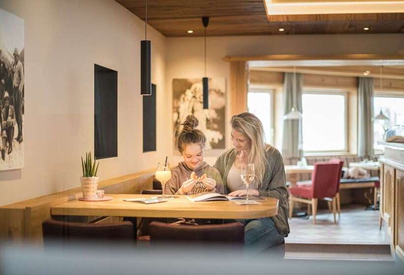 酒店 Waldheim Sexten Sesto