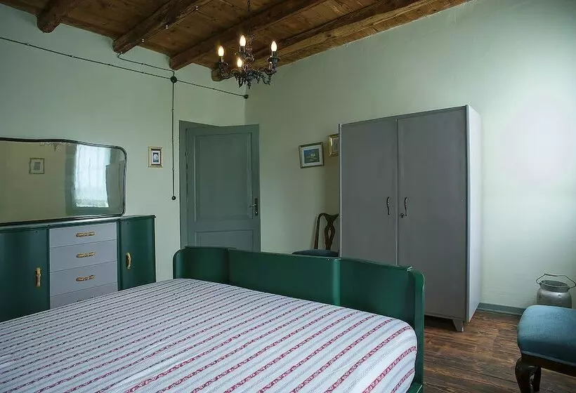 Room In B&b   B&b Carlonga 2 Double Rooms For 4 People