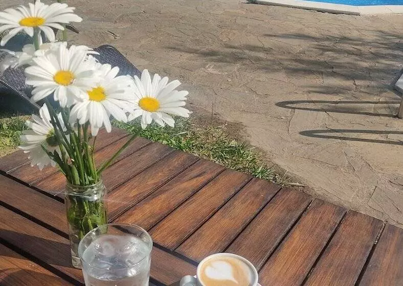 ベッドアンドブレックファースト Yliessa