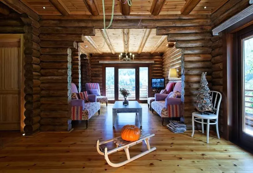 ベッドアンドブレックファースト Yliessa