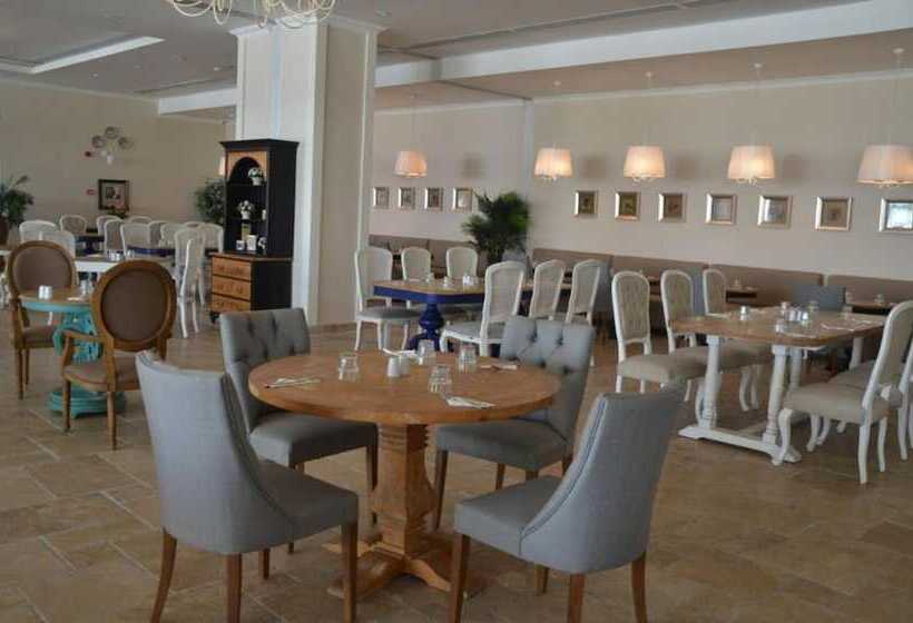 هتل Andriake Beach Club