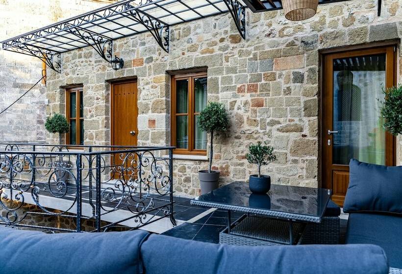 ペンション Chateau Anax Boutique