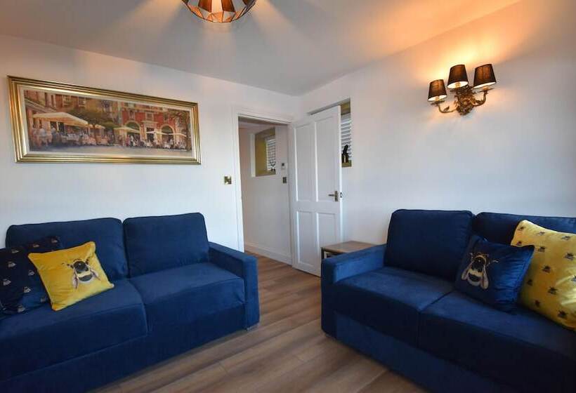 4 Landgate Cottage Winchelsea