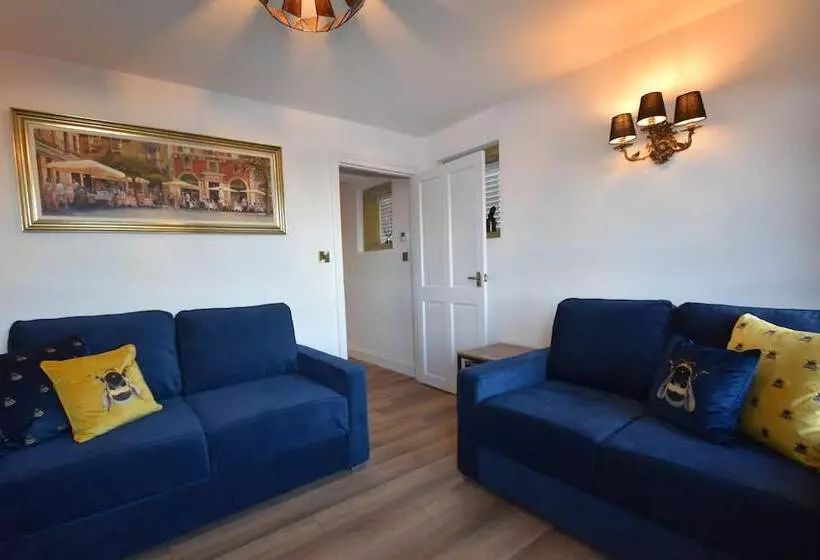 4 Landgate Cottage Winchelsea