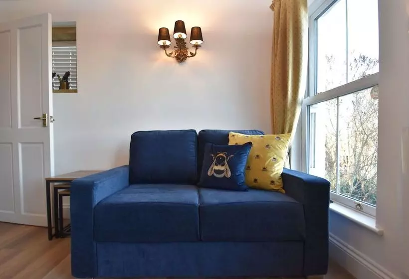 4 Landgate Cottage Winchelsea