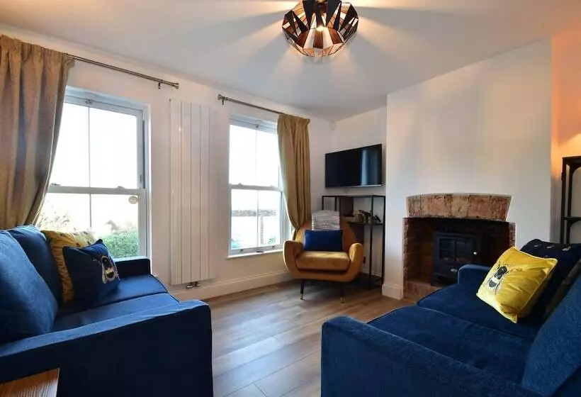 4 Landgate Cottage Winchelsea