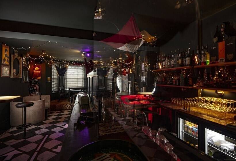 مبيت وإفطار The Albion Rooms