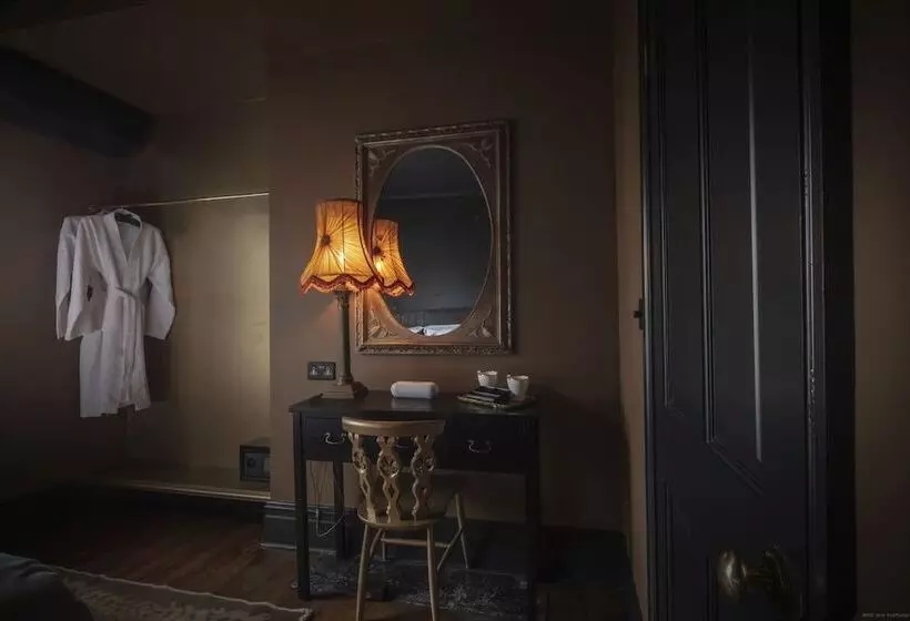 ベッドアンドブレックファースト The Albion Rooms