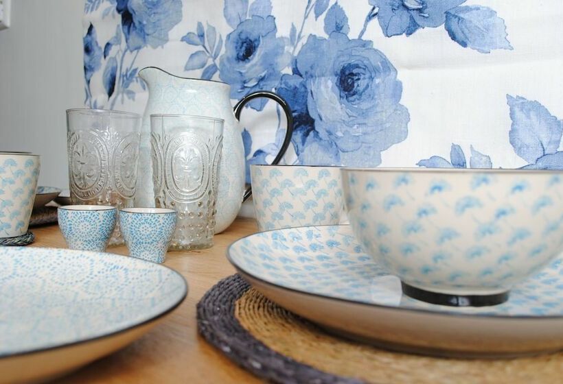 Courtyard Cottages Lymington