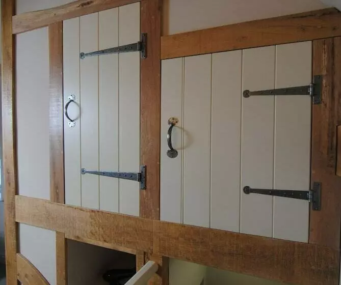 Courtyard Cottages Lymington