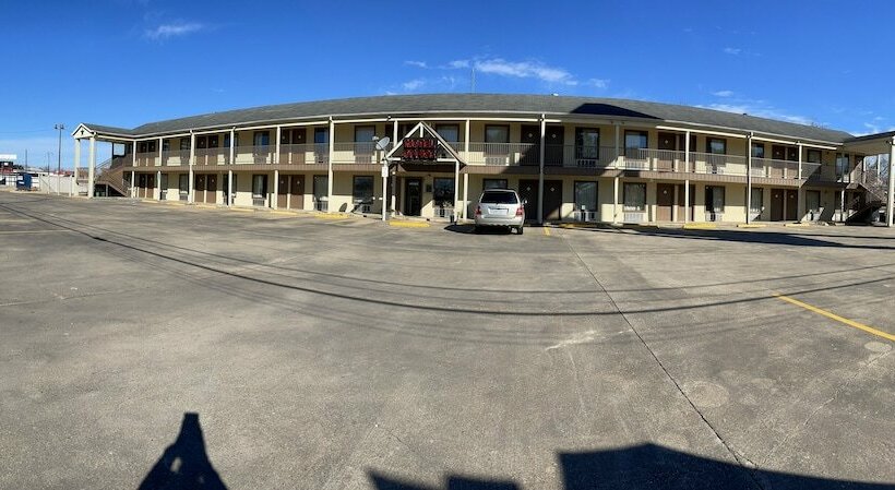 فندق على الطريق All Star Inn