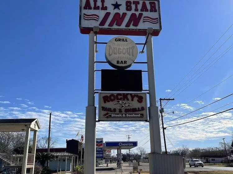 Motelli All Star Inn