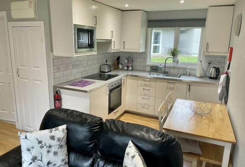 Cornish Holiday  91 Hengar Manor