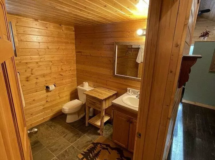 Hotelli Bear Creek Resort   Campsite