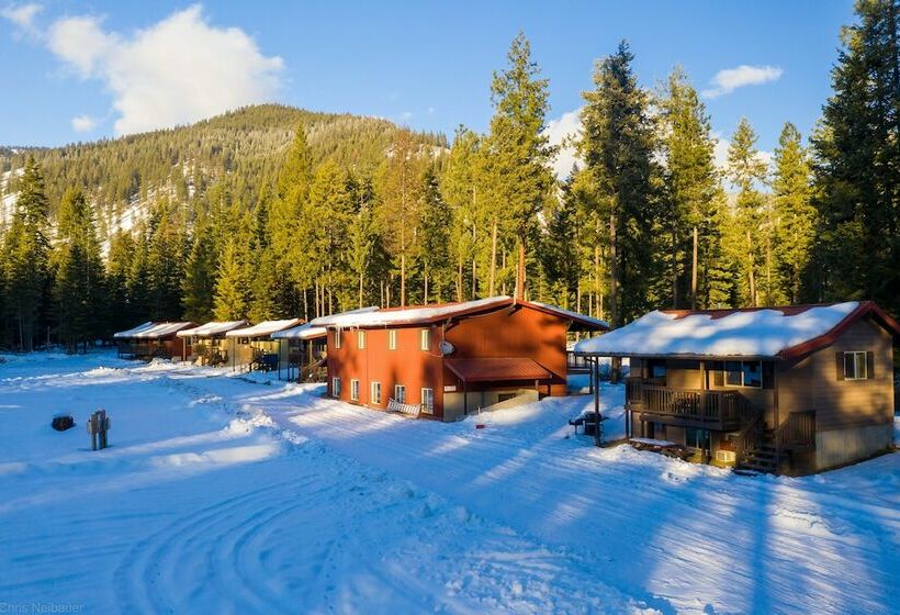 בית מלון כפרי Bear Creek Resort   Campsite