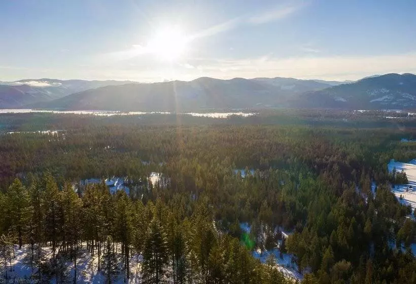 Hotelli Bear Creek Resort   Campsite