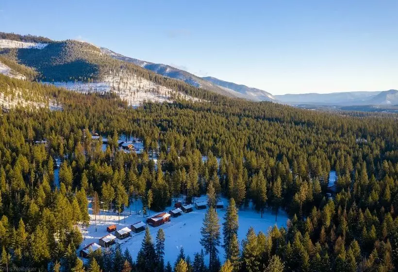 Hotelli Bear Creek Resort   Campsite