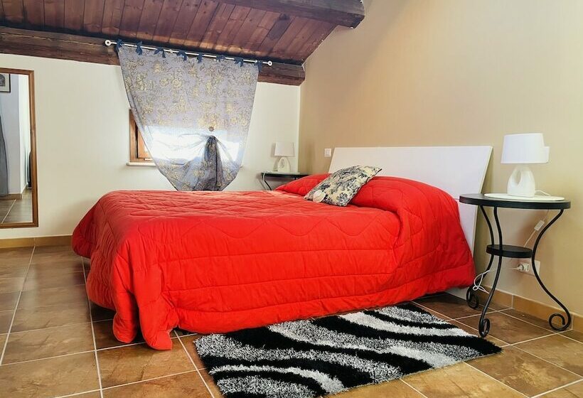 إقامة Casa Vacanza Abbazia Sulmona Parco Della Majella