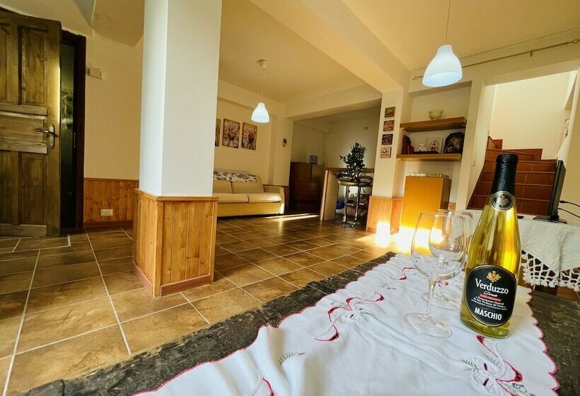 إقامة Casa Vacanza Abbazia Sulmona Parco Della Majella