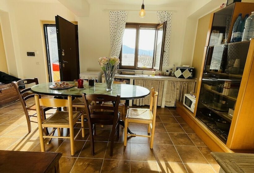 إقامة Casa Vacanza Abbazia Sulmona Parco Della Majella