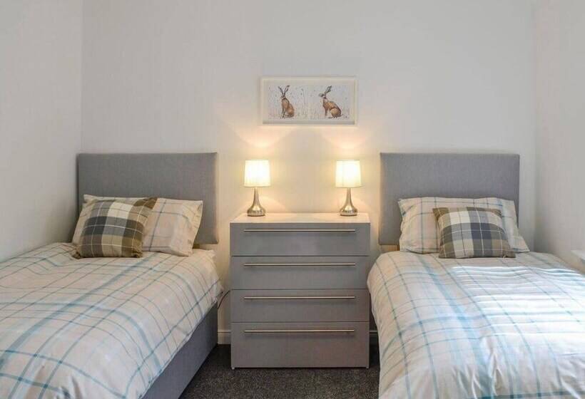 Stunning 3 Bed Cottage In The Village Of Tomintoul