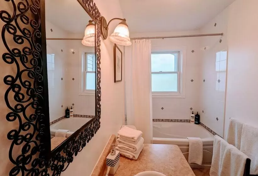 Dicksons Family Suite B&b