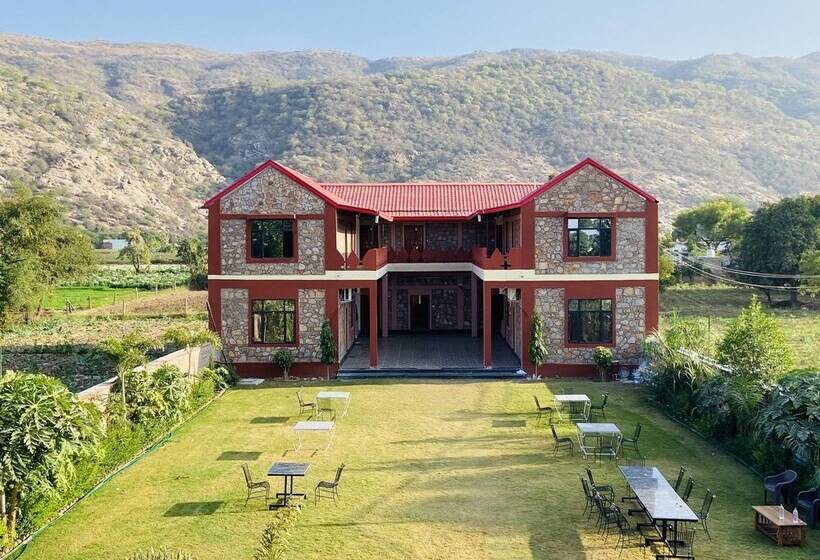 ホテル Pushkar Retreat Resort The Nature And Mountain View Resort ,pushkar