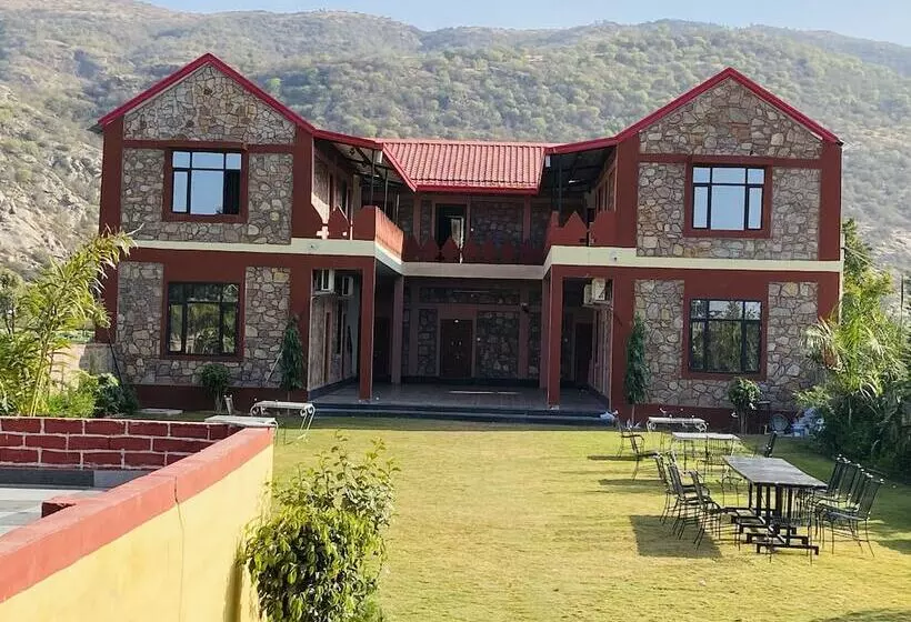 ホテル Pushkar Retreat Resort The Nature And Mountain View Resort ,pushkar